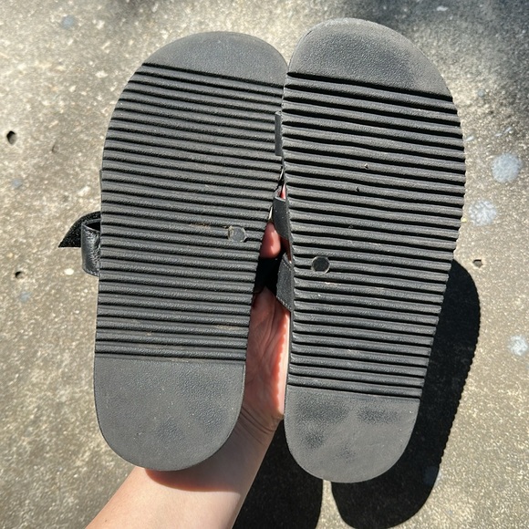 Steve Madden Mayven Black Leather Sandal - Picture 3 of 5